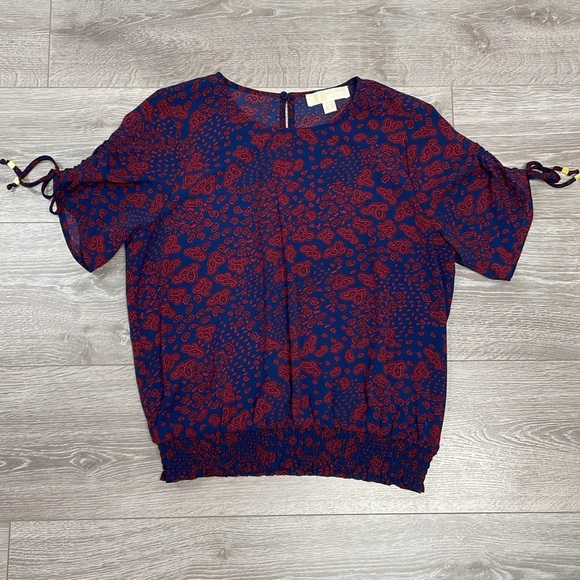 NWOT MICHAEL Michael Kors Short Sleeve Blouse Smocked Hem Navy Paisley Print M - Picture 4 of 16